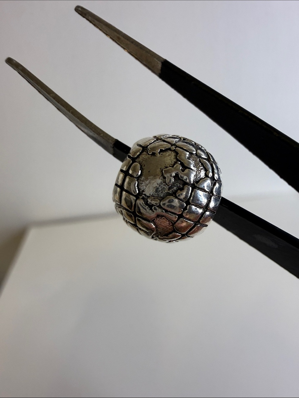 Unbranded Silver Tone World Globe Earth Slider Charm Pandora Compatible